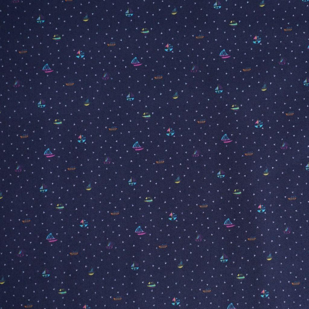 Leichte Baumwolle Hemdenstoff Mini Boote blau bunt